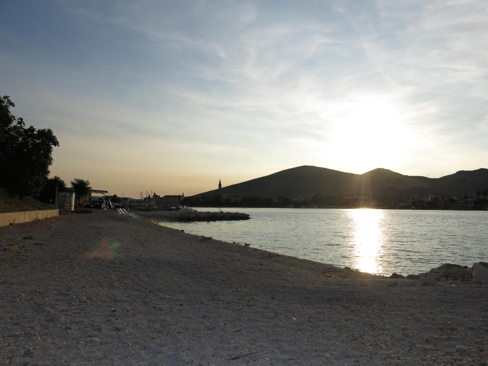 Apartments In Τρογκίρ Εξωτερικό φωτογραφία