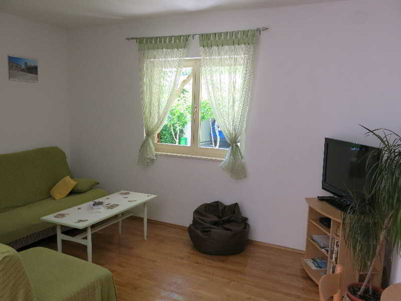 Apartments In Τρογκίρ Εξωτερικό φωτογραφία